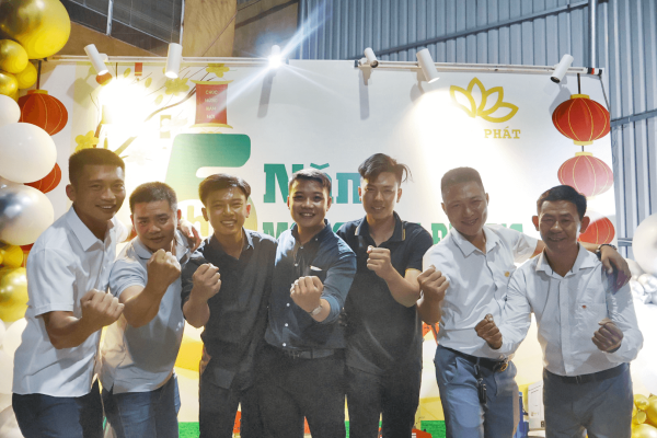 Doi ngu nhan su cua Tien Phat 32