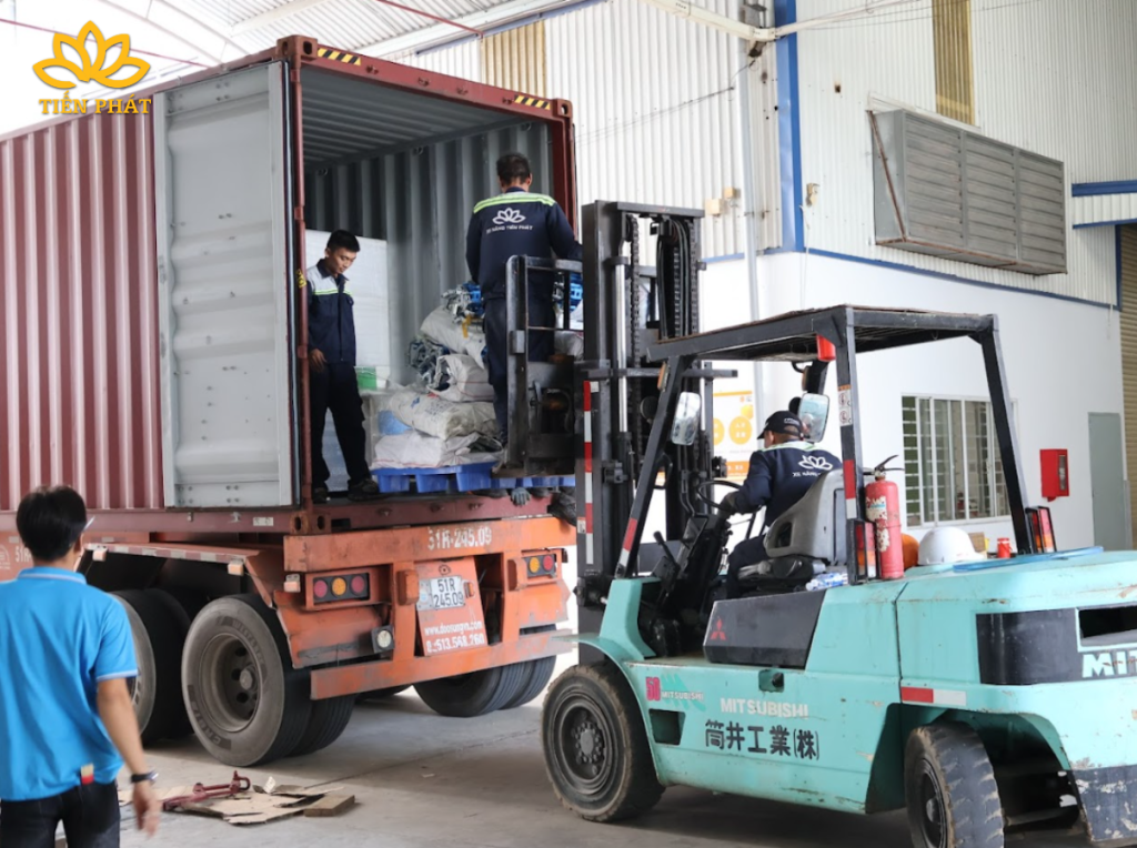 du an rut container tai cong ty giay sems viet nam