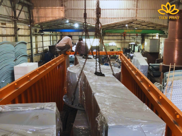 Container Open Top (Cont OT): Giải pháp vận chuyển hàng quá khổ