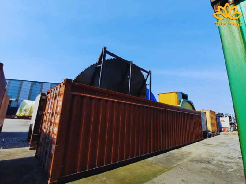 Container Open Top (Cont OT): Giải Pháp Vận Chuyển Hàng Quá Khổ, Siêu Trường Siêu Trọng 4 Ung dung container ho mai