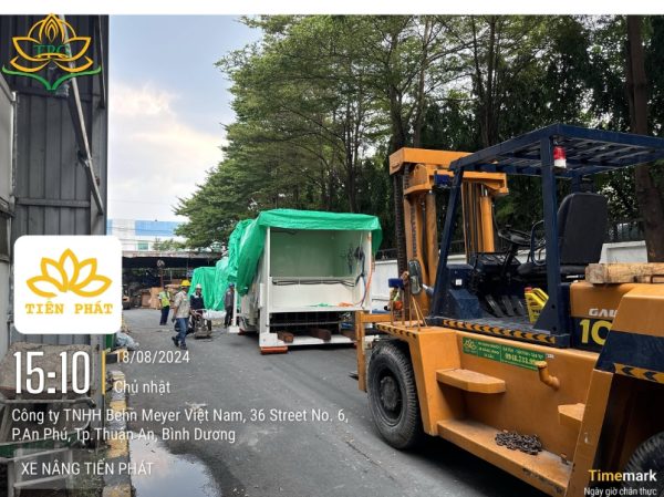 Cho thuê xe nâng hàng Bình Dương | Giá thuê xe chỉ 1 triệu/ngày 7 Cho thue xe nang Binh Duong