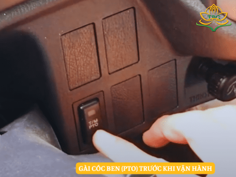 Hướng dẫn vận hành xe cẩu thùng tự hành cho người mới 2 Gai coc ben xe cau tu hanh
