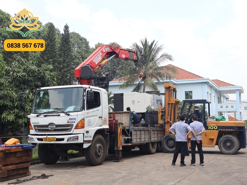 Bảng giá cho thuê xe cẩu 2 - 100 tấn tại TP.HCM tốt nhất 5 dich vu cho thue xe cau cau va van chuyen hang hoa may moc