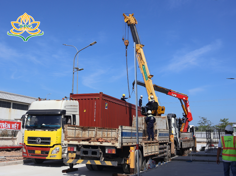 Cho thuê xe cẩu tự hành, cẩu Kato tại Long An 4 dich vu cho thue xe cau long an lam cac cong viec gi