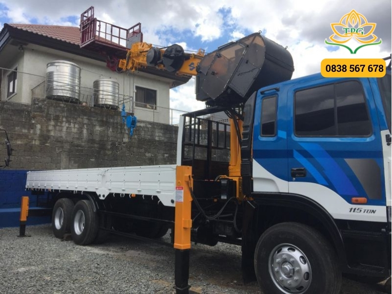 Xe cẩu nâng người là gì? Các loại xe, ứng dụng và giá cả 5 gia thue va mua xe cau nang nguoi moi nha
