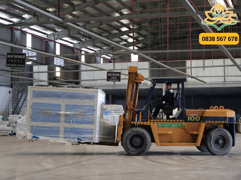 Chuyển kho xưởng, di dời máy móc tại Hà Tĩnh trọn gói giá rẻ 2 quy trinh chuyen kho xuong ha tinh an toan va chuyen nghiep