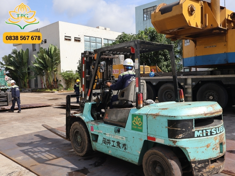 Cho thuê xe nâng dầu và điện tại Bàu Bàng 2 cho thue xe nang dau