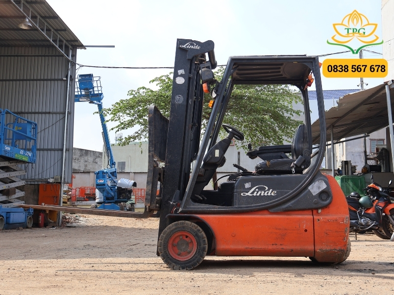 Cho thuê xe nâng dầu và điện tại Bến Cát 2 cho thue xe nang dien