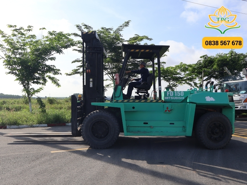 Cho thuê xe nâng hàng 1 - 20 tấn tại Thuận An uy tín 3 cho thue xe nang tai trong lon