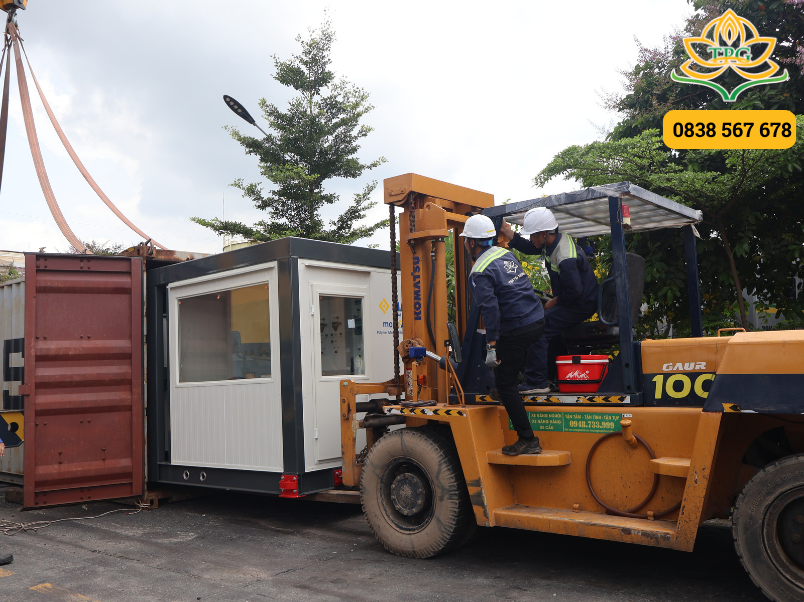 Dịch vụ cho thuê xe nâng hàng 1 - 15 tấn tại TPHCM 7 du an thue xe nang rut container o tphcm