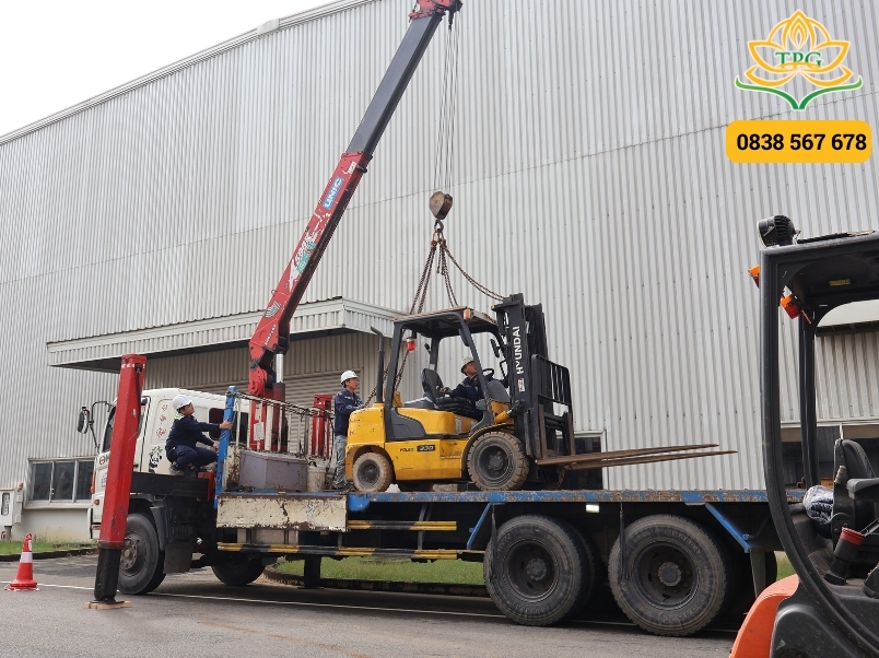 Cho thuê xe nâng hàng tại Thủ Dầu Một giá rẻ 5 quy trinh thue xe nang thu dau mot chuyen nghiep
