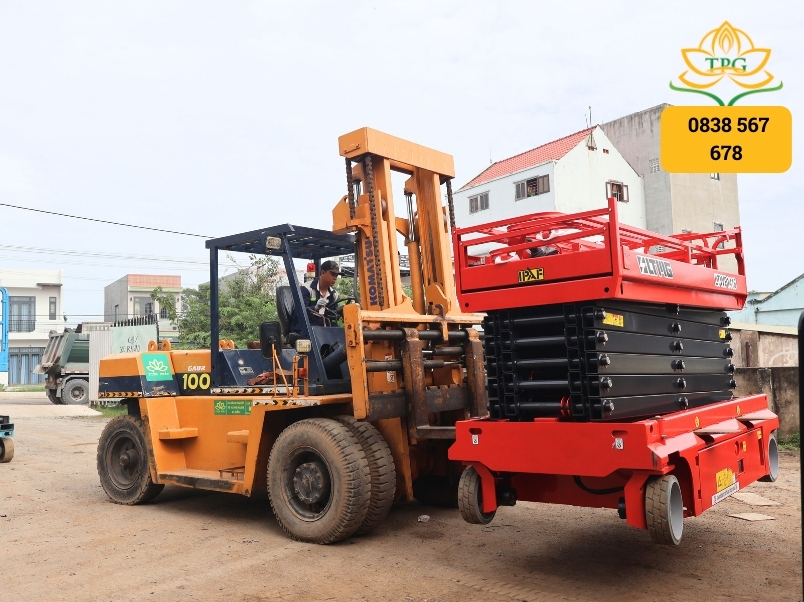 Cấu tạo xe nâng & nguyên lý làm việc của xe nâng hàng 6 khi nang hang