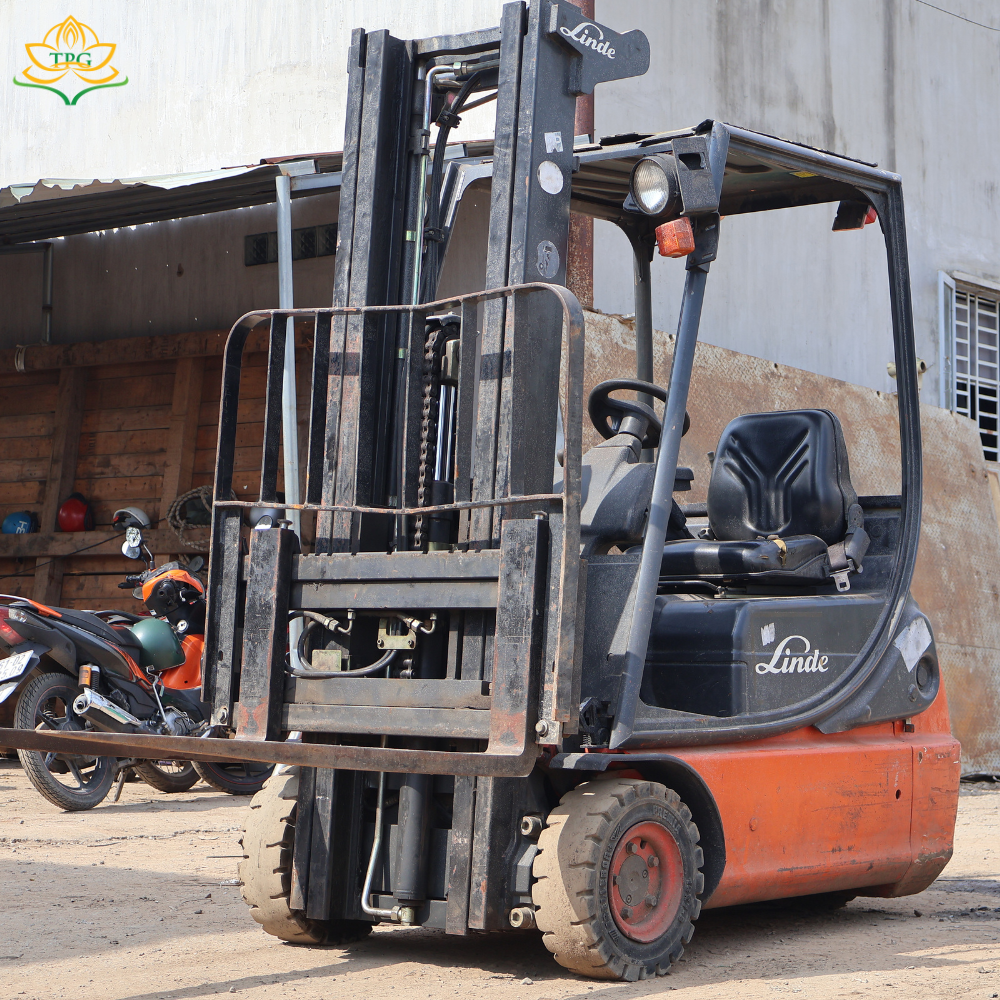 xe nang dien 1.5 tan