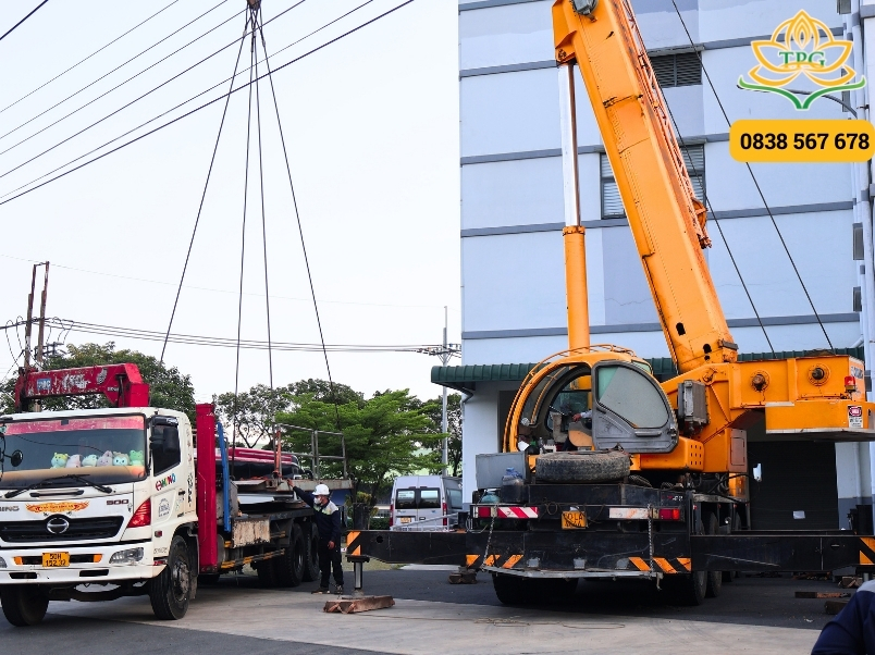Cho thuê xe cẩu thùng, cẩu Kato tại Phú Nhuận uy tín 4 cac dich vu cho thue xe cau tai Phu Nhuan cu the