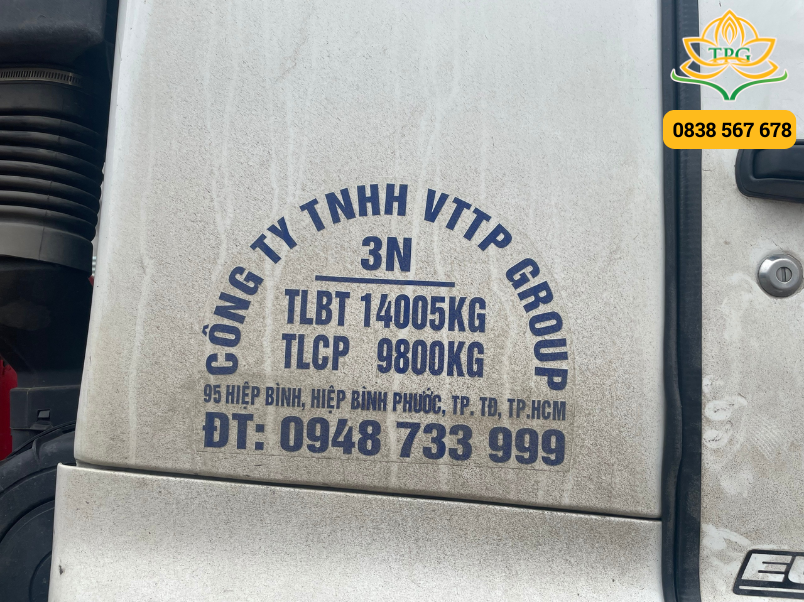 Cách đọc trọng tải xe tải ghi trên cửa 2 cach doc thong so ghi tren cua xe tai gan cau