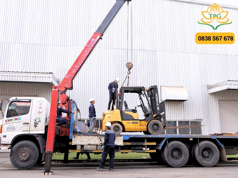 Dịch vụ cho thuê xe cẩu Quận 7 chuyên nghiệp, giá rẻ 1 cho thue xe cau thung tu hanh quan 7