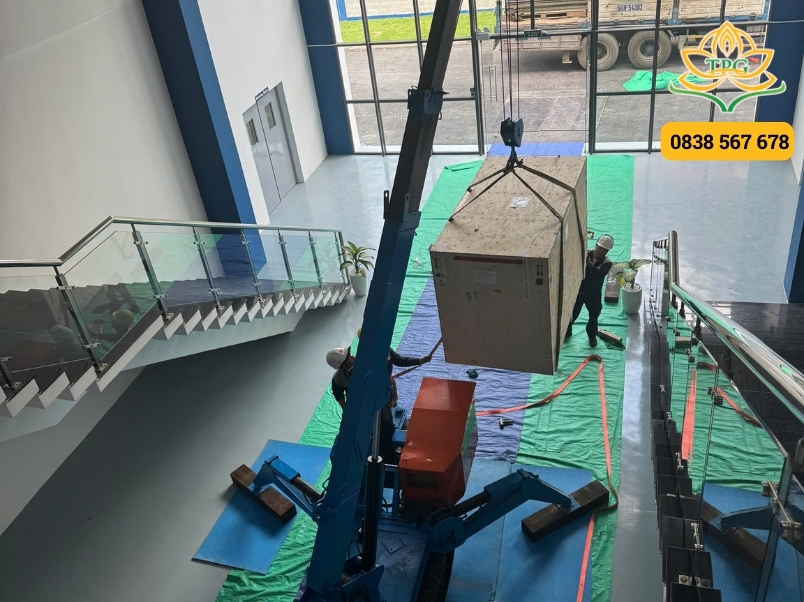 Cho thuê xe cẩu tự hành, cẩu bánh lốp, cẩu mini tại Tân Bình 6 du an cho thue xe cau chuyen hang hoa van phong tai Tan Binh