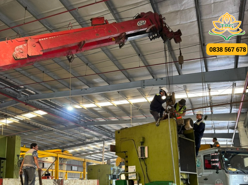 du an cho thue xe cau nang ha may moc tai Dau Tieng