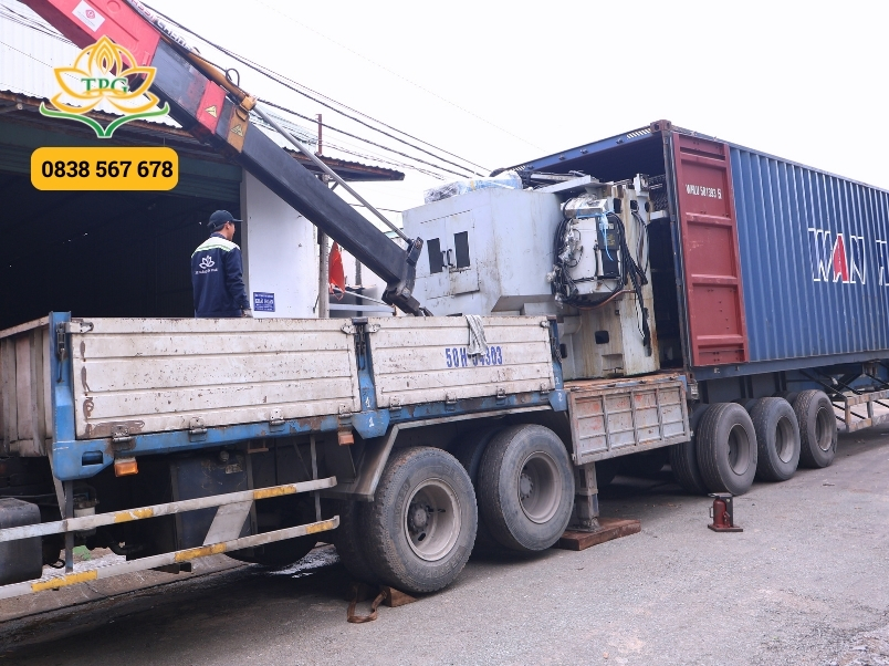 Cho thuê xe cẩu thùng, xe cẩu bánh lốp tại Quận 9 uy tín 7 du an thue xe cau rut container quan 9