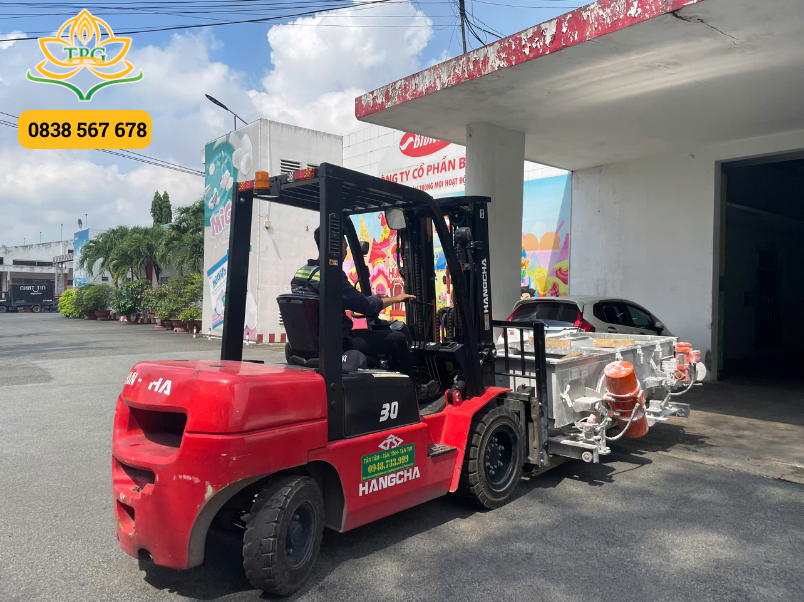Bảng giá thuê xe nâng hàng 1 - 15 tấn mới nhất 3 cac yeu to anh huong gia thue xe nang