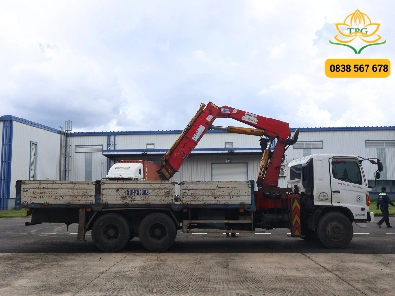 cho thue xe cau thung