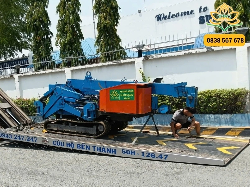 cho thue xe cau chan nhen mini