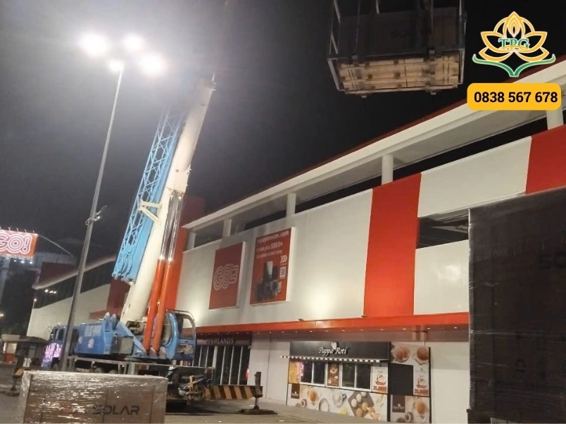 hinh anh du an thue xe cau hang hoa tai sieu thi o lam dong