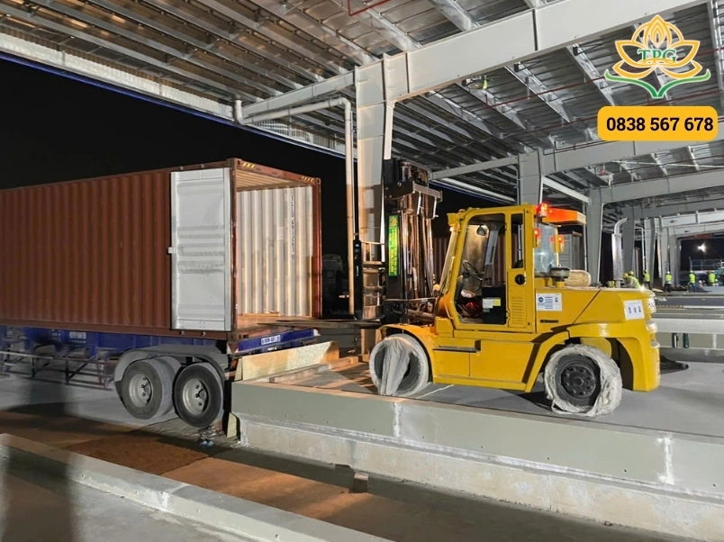 hinh anh du an rut may khoc ra container tai kcn phuc long