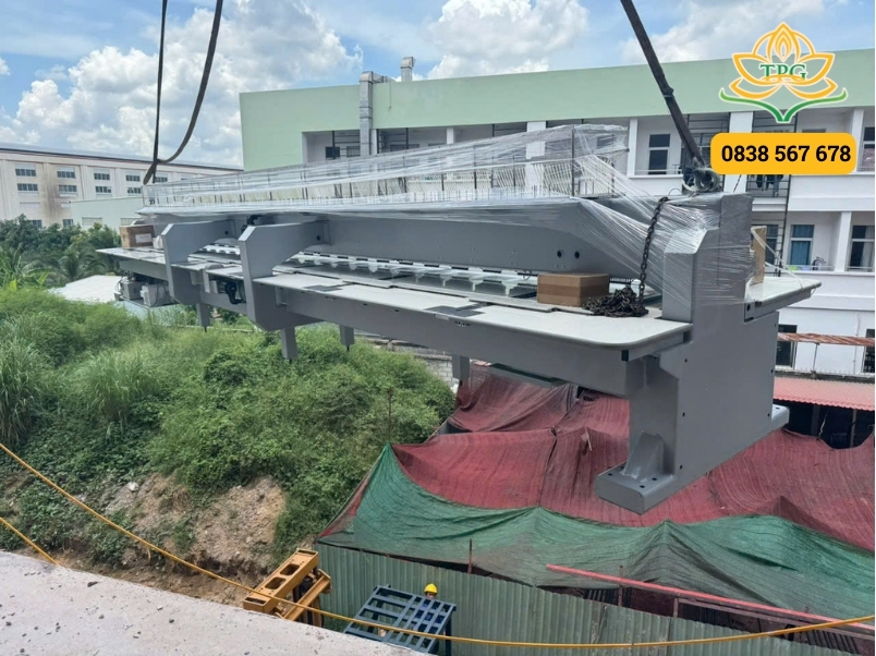 di doi xuong theu cong nghiep tron goi